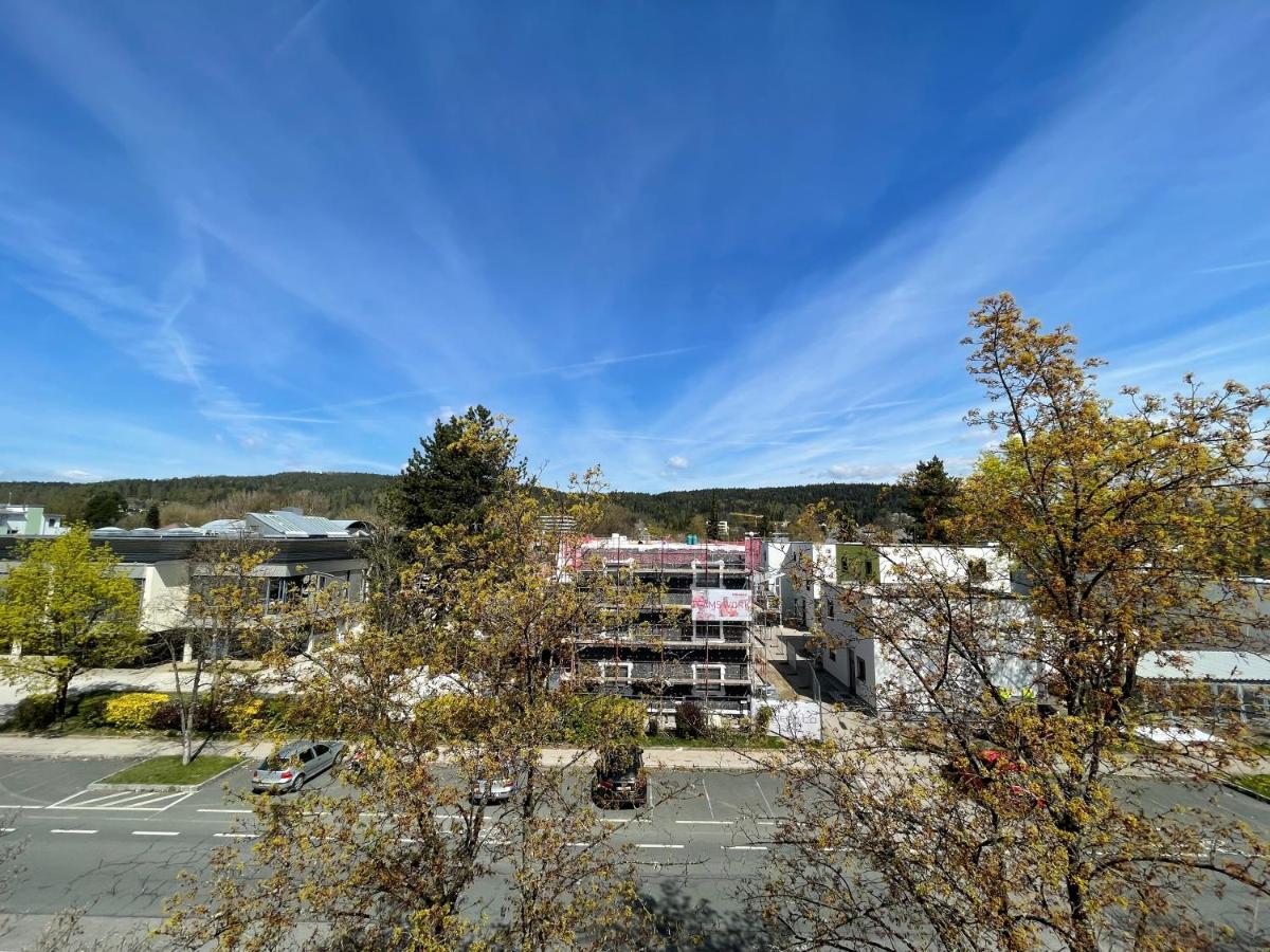 Spacious 3Bd Top Floor Flat Close To Lake Klagenfurt am Woerthersee ภายนอก รูปภาพ